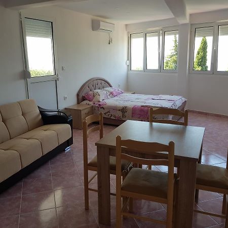 Guest House Dragomir 苏托莫雷 外观 照片