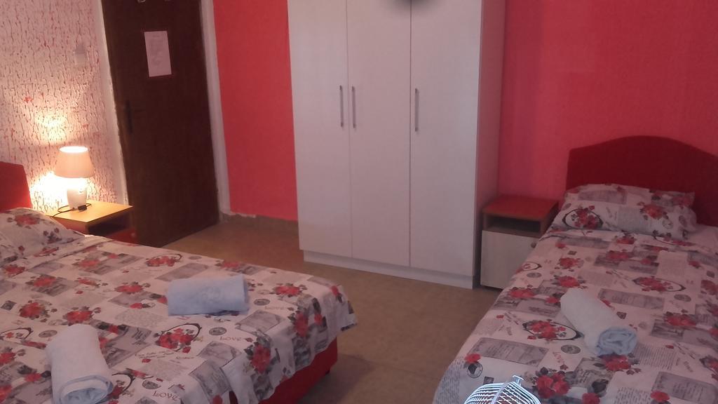 Guest House Dragomir 苏托莫雷 外观 照片