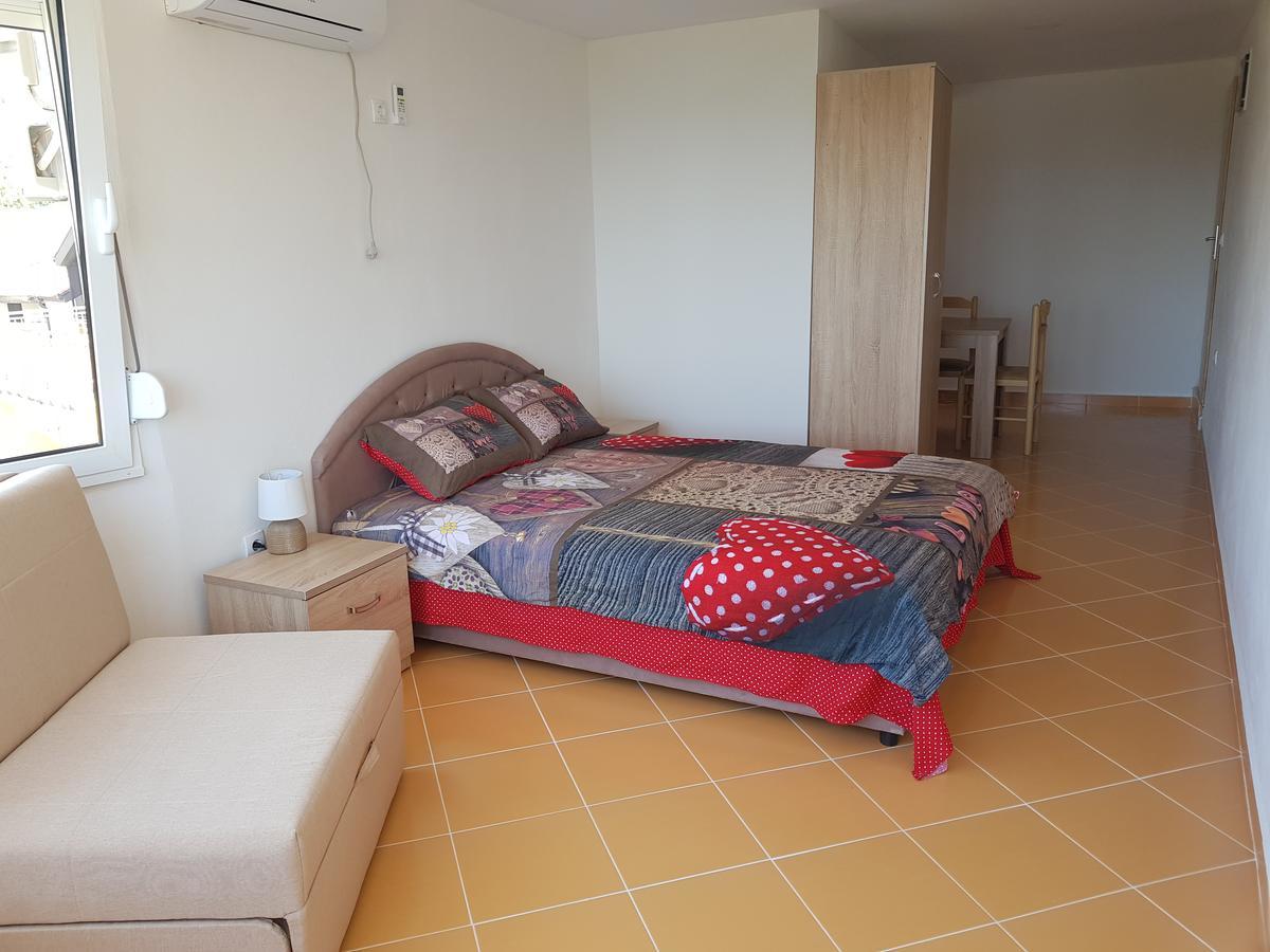 Guest House Dragomir 苏托莫雷 外观 照片