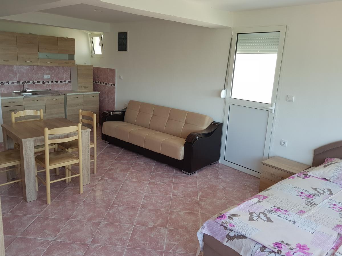 Guest House Dragomir 苏托莫雷 外观 照片